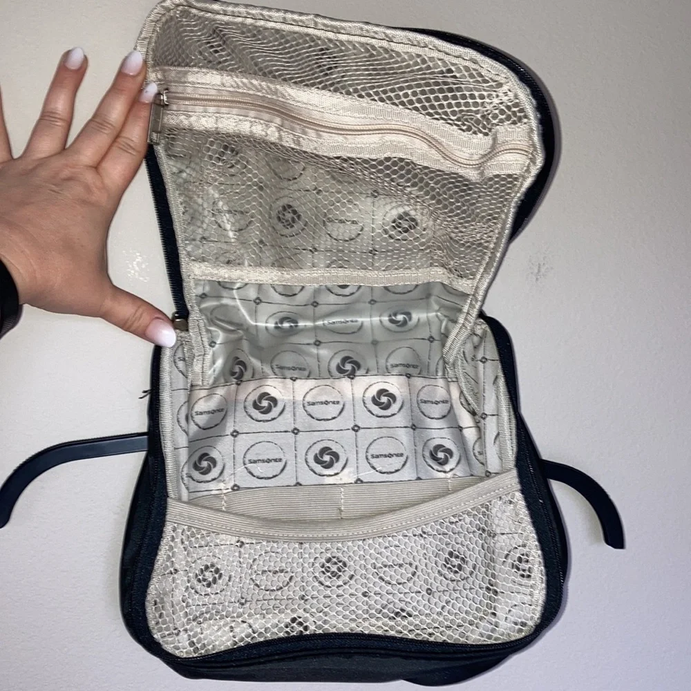 Samsonite Toiletry Bag